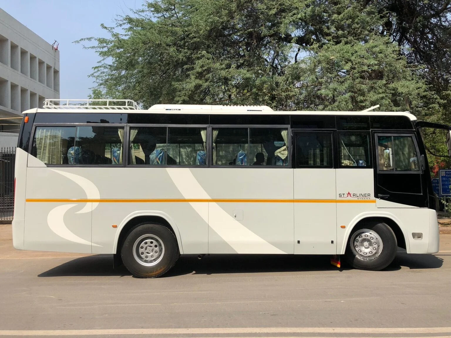 Luxury Bus (30 Seater) - Fully AC